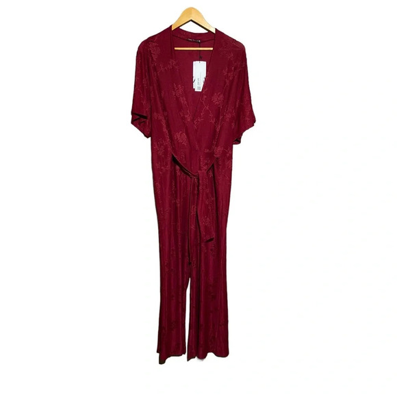 Zara Pants - NWT ZARA RED BURGUNDY WIDE LEG FLORAL PRINT JACQUARD JUMPSUIT BELT SIZE SMALL